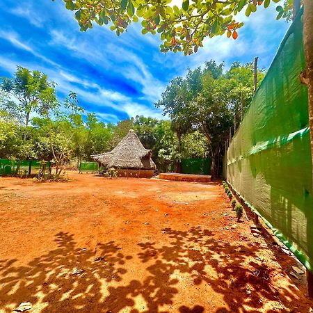 Lotus Garden Guest House Auroville Dış mekan fotoğraf