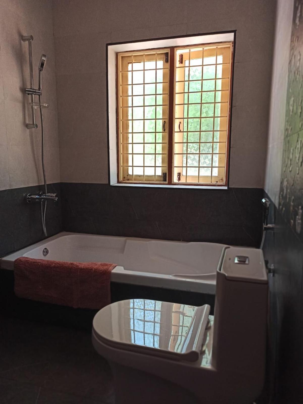 Lotus Garden Guest House Auroville Dış mekan fotoğraf